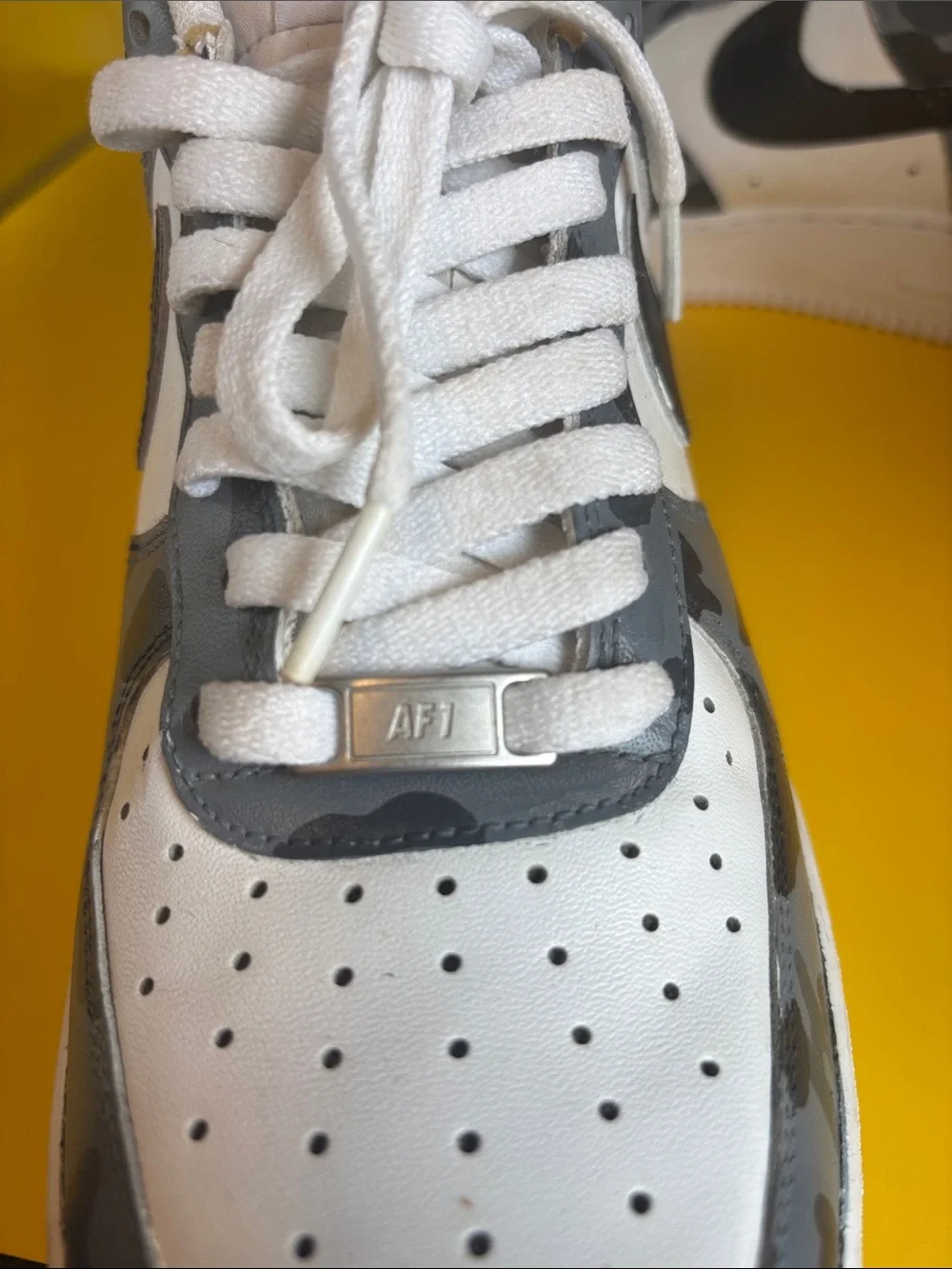 Nike Air Mens Low-Top Sneakers - White & Gray Camo. Men size 10